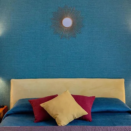 Al 33 Giri Bed & Breakfast *